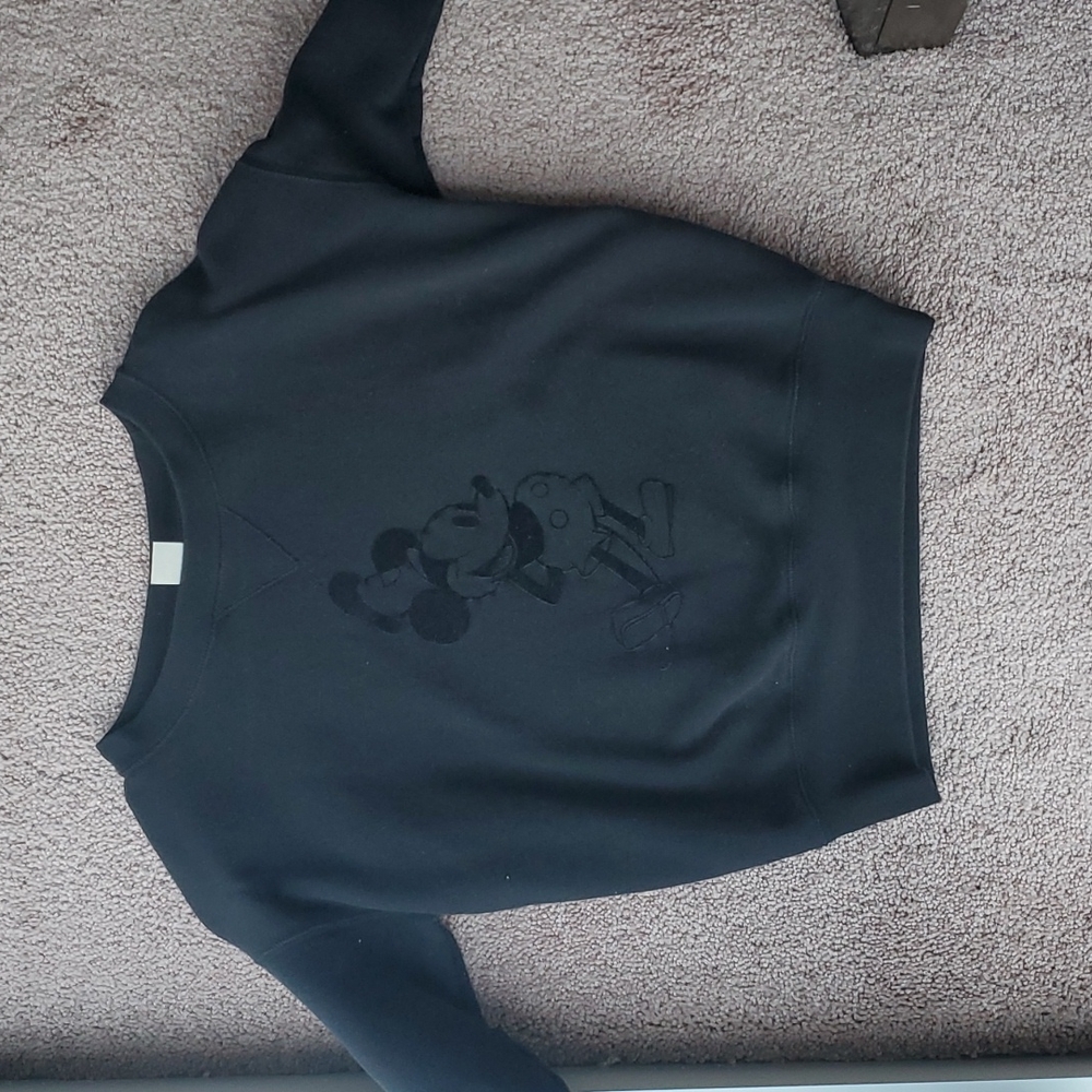 Black Disney Mickey Mouse sweater